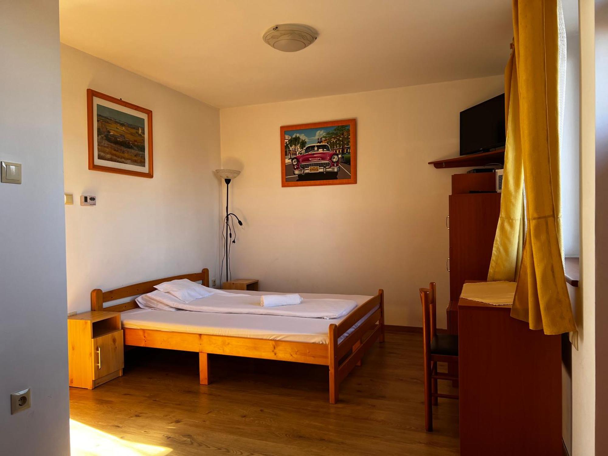 AQUA Thermal Sóterápia és Apartmanház Püspökladány Esterno foto